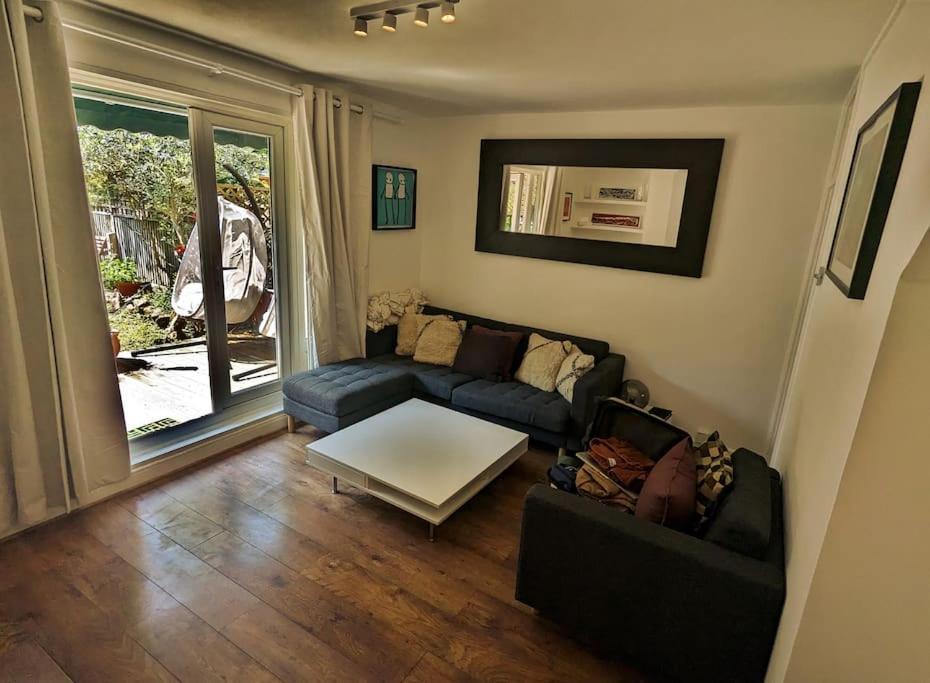 Charming 2-Bed Garden Flat Apartment London Luaran gambar