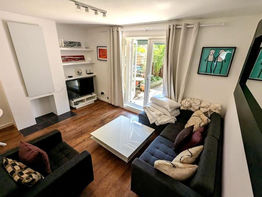 Charming 2-Bed Garden Flat Apartment London Luaran gambar