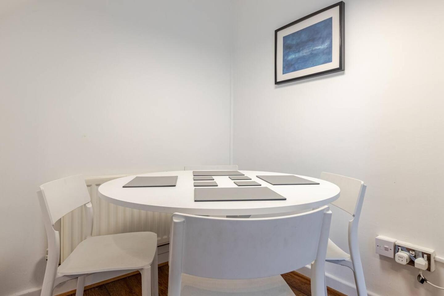 Charming 2-Bed Garden Flat Apartment London Luaran gambar